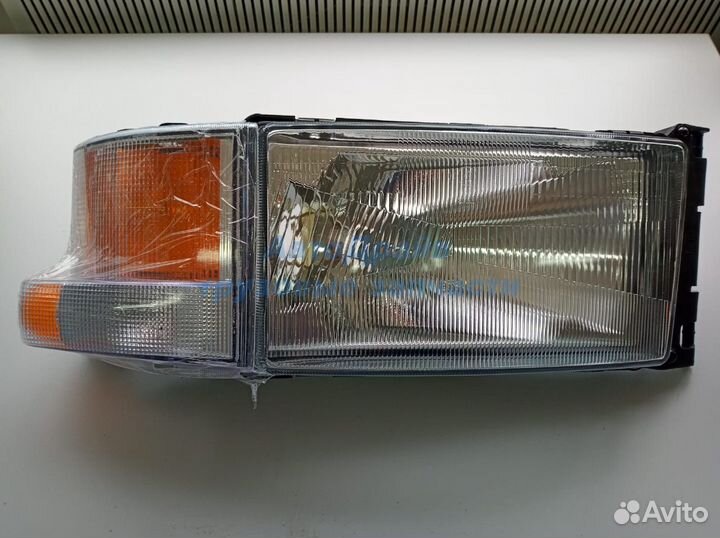 Фара Скания 4 серия левая с повротником