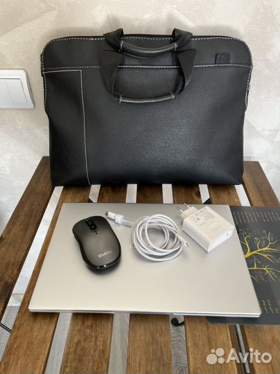 Huawei matebook d 14