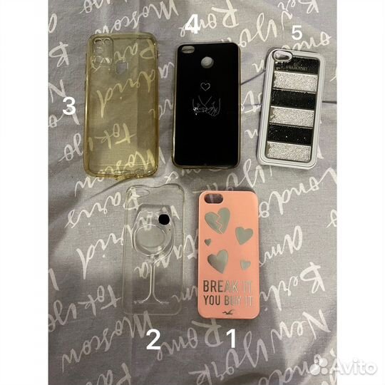 Чехлы на телефон