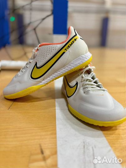 Футзалки Nike Tiempo Legend 9 YellowRed Sole