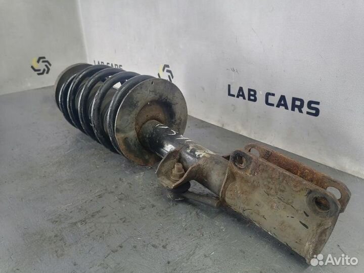 Амортизатор подвески передний левый Bmw X5 E53 M57