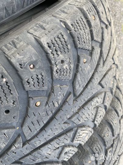 Hankook Winter I'Pike W409 225/60 R17