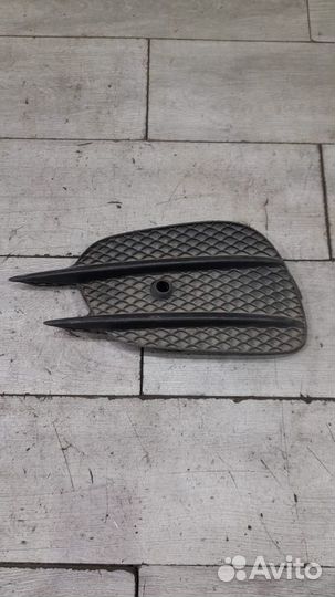 Решетка бампера левая Mercedes E Class W213 Amg С