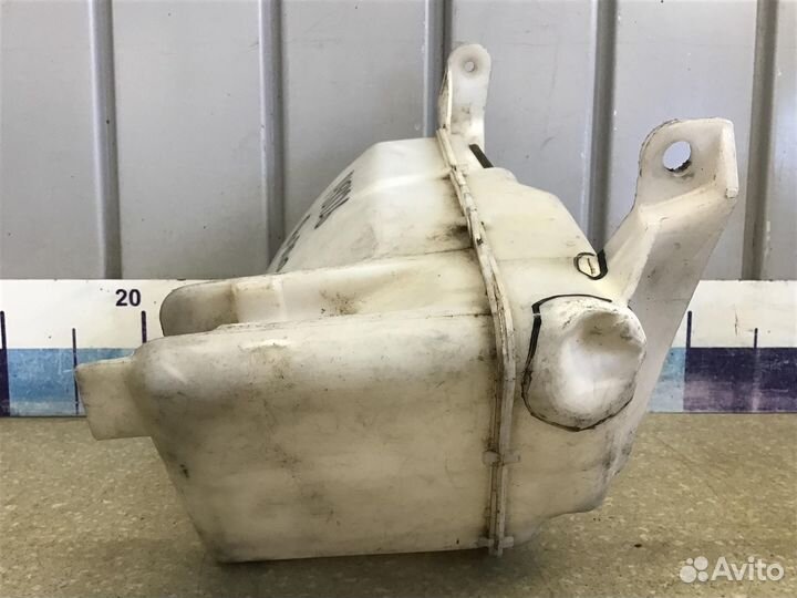 Бачок омывателя лобового стекла Lexus RX 300 1998