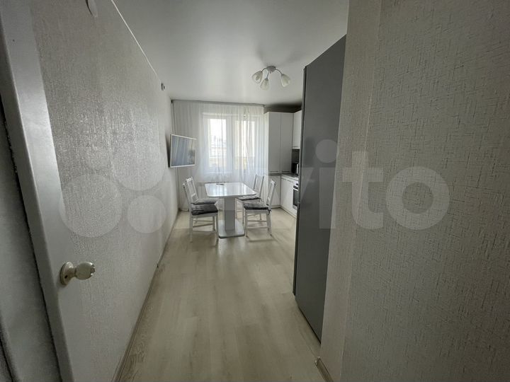 3-к. квартира, 79,5 м², 3/9 эт.