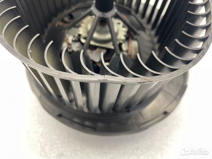 Мотор печки Volkswagen Passat B6 2013