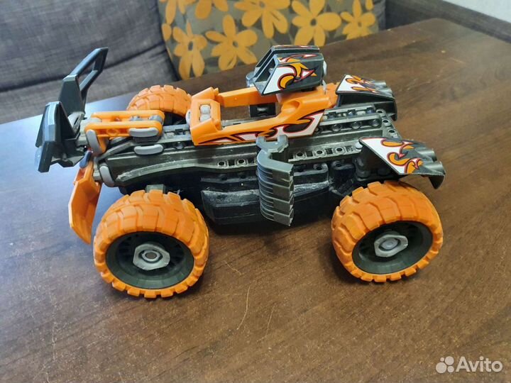Лего машина на пульте управления