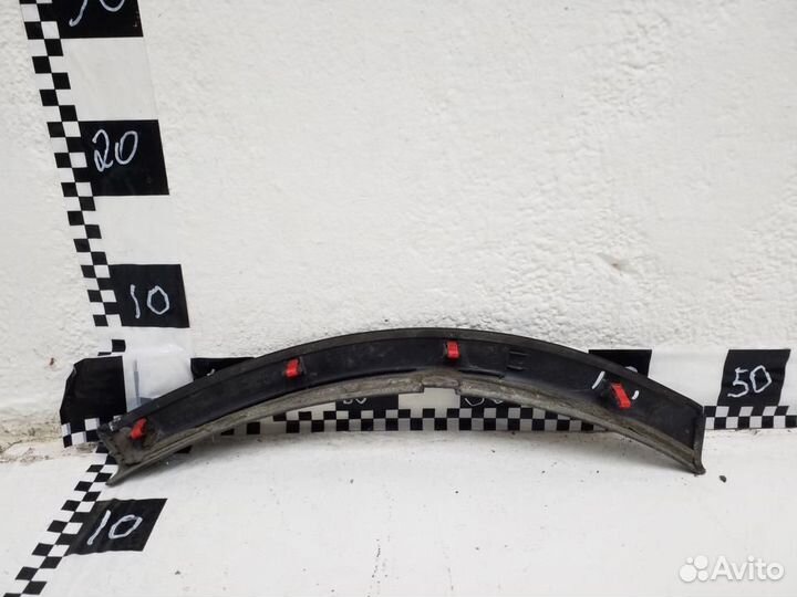 Накладка переднего бампера правая Mitsubishi Outla