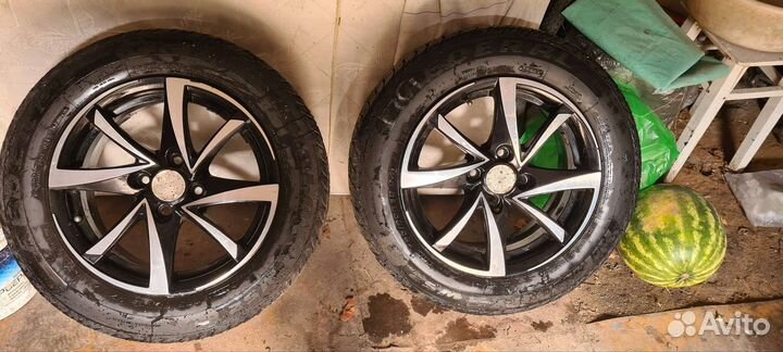 Литые диски и зимняя резина r15