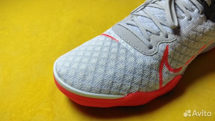 Футзалки nike react gato