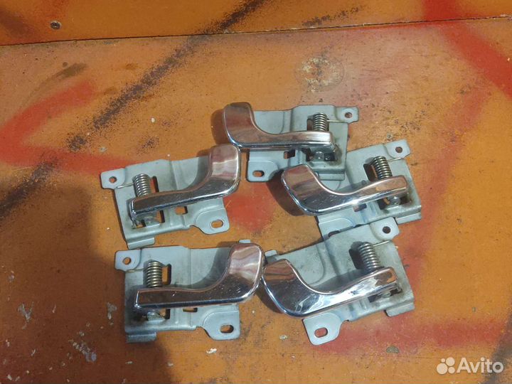 Ручка двери внутреняя хром mitsubishi RVR 91-97