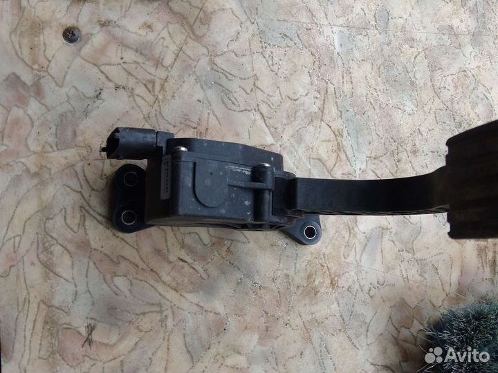 Педаль газа LADA Vesta Sw Cross 2019