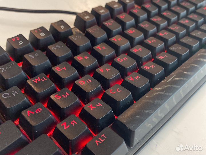 Игровая клавиатура механическая с подсветкой