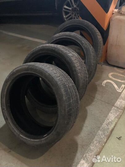 Continental ContiCrossContact Winter 275/40 R20