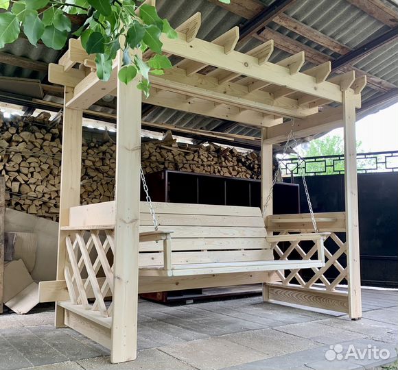 Качели деревянные