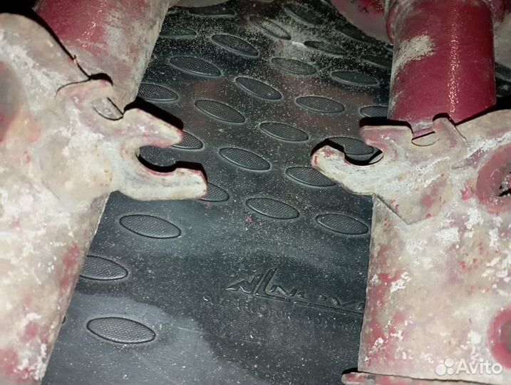 Стойки калина рабочие с пружинами