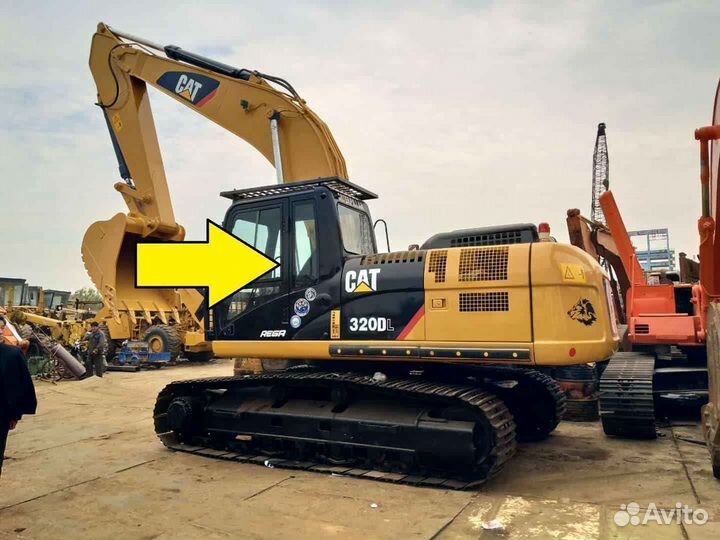 Caterpillar 320DL/324DL/336 дверное стекло левое