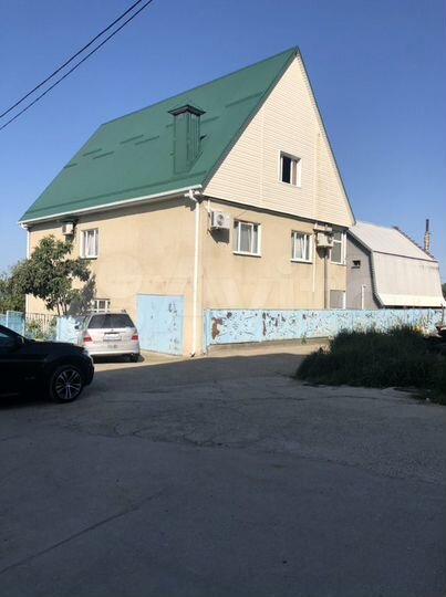 Дом 297 м² на участке 9 сот.