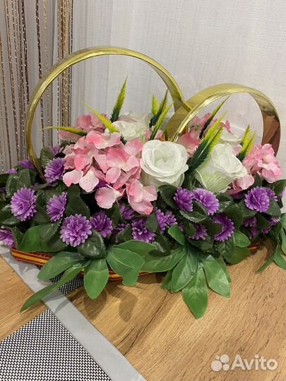 Кольца свадебные на машину, свадебное украшение