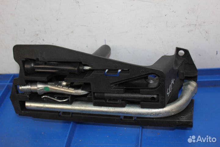 Набор инструментов Audi A6 C6 (2009)