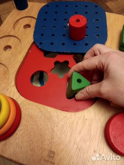 Игровой развивающий столик для малыша