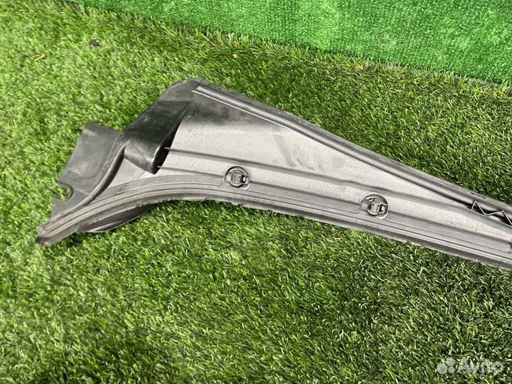 Жабо лобового Bmw 5 E60 N52B30 2006