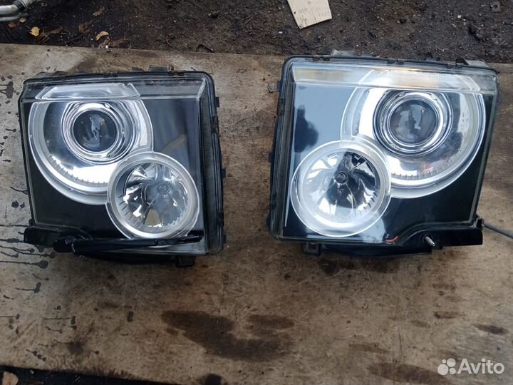 Фара на Ленд Ровер Рейнж Ровер III 04г