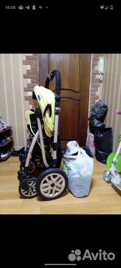 Прогулочная коляска