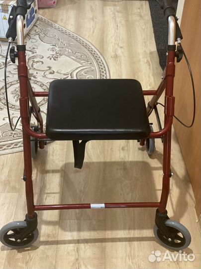 Ходунки для взрослых на колесах