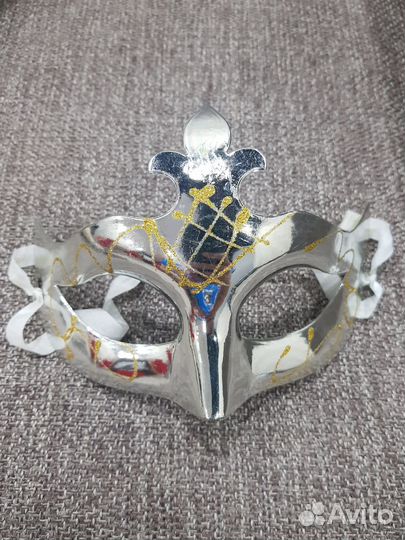 Маска карнавальная