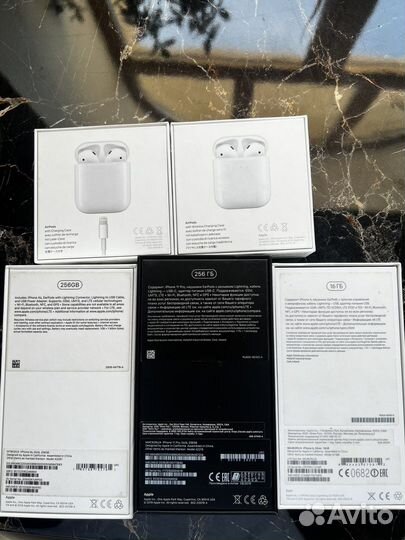 Коробка, упаковка от компании apple