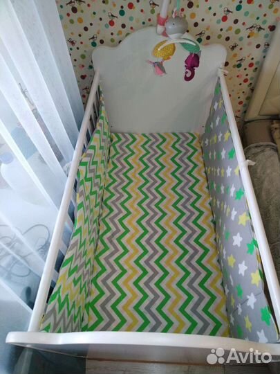 Детская кроватка