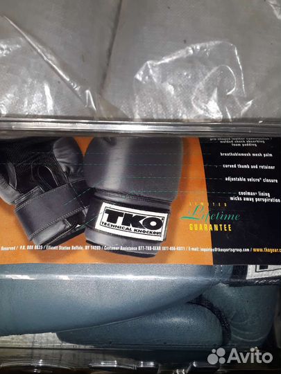 Боксерские перчатки для девушки