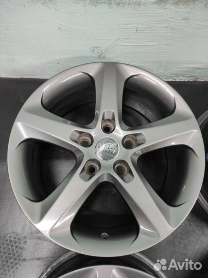 Диски r16/5*114.3/et 41/dia 73.1