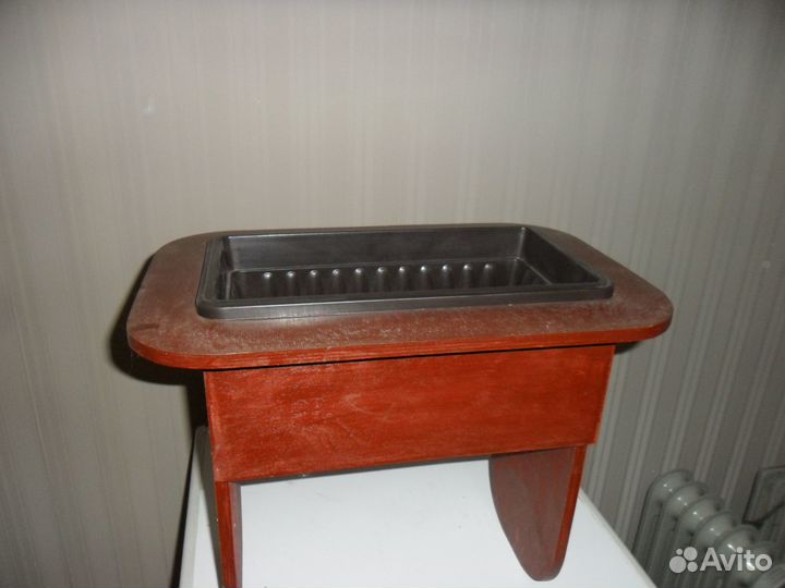 Подставки для цветов с горшками