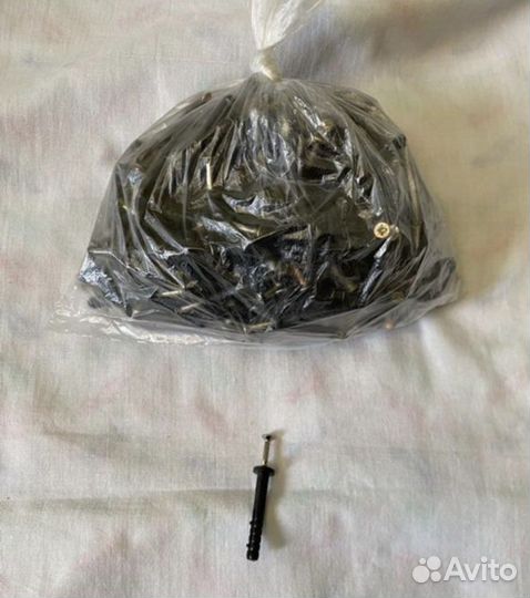 Дюбель гвоздь 6х40