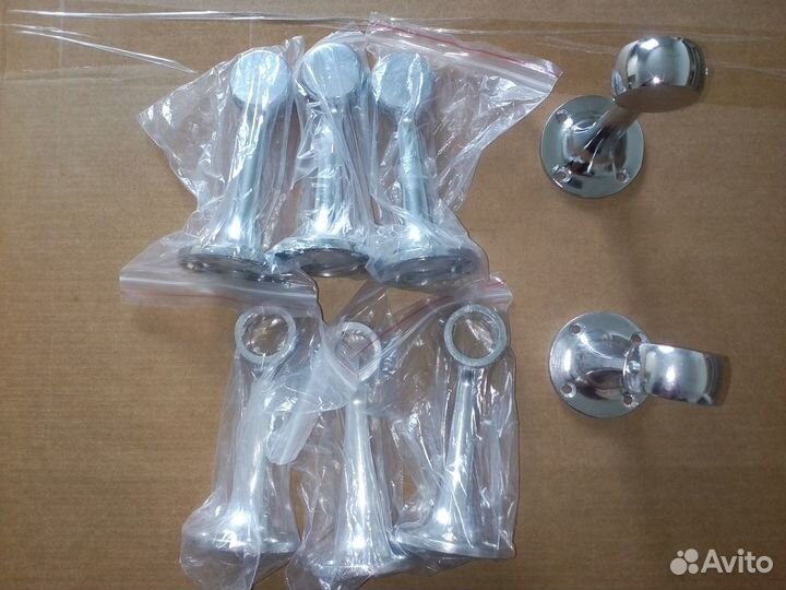 Крепление для мебельной трубы 25 мм