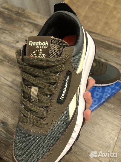 Кроссовки reebok