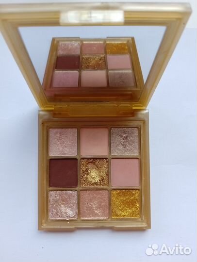 Тени huda beauty палетка Gold obsession