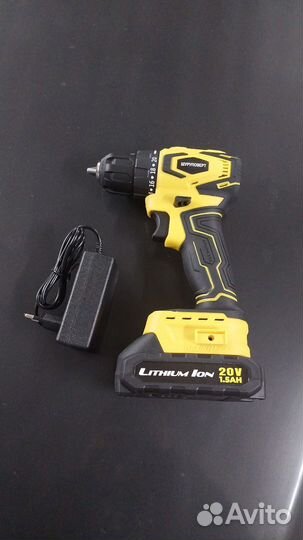 Шуруповерт dewalt