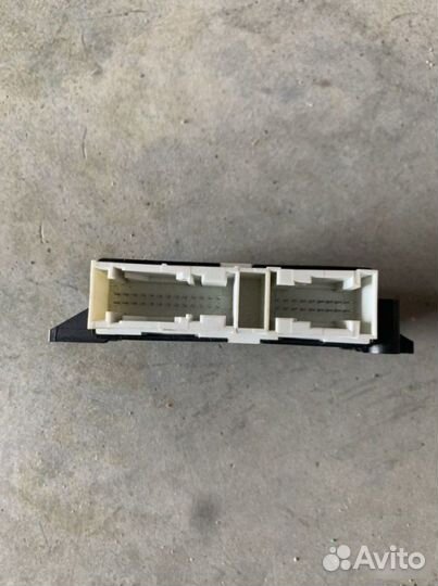 Блок управления автопарковкой Skoda Octavia A7 FL