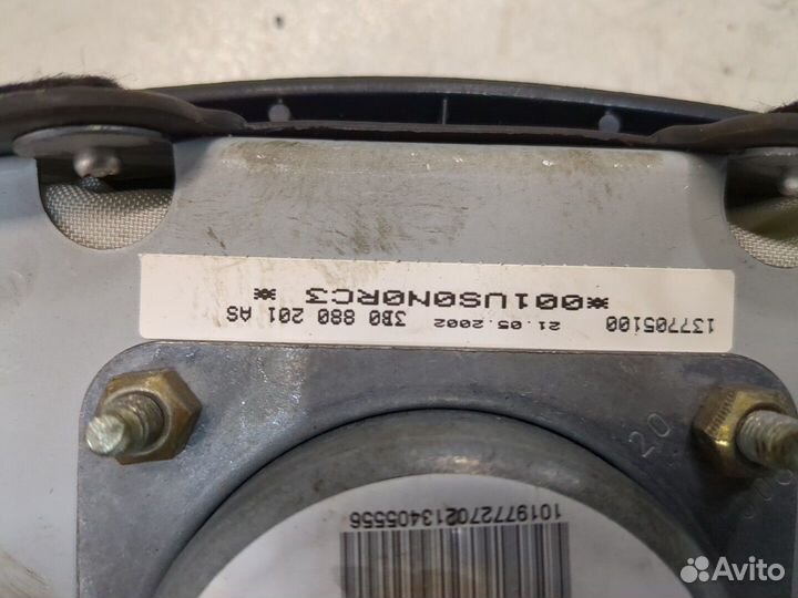 Подушка безопасности водителя Volkswagen Passat 5, 2003