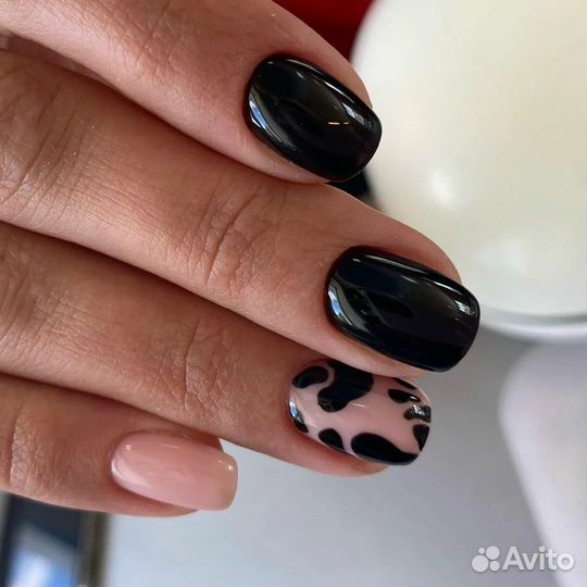 Маникюр педикюр