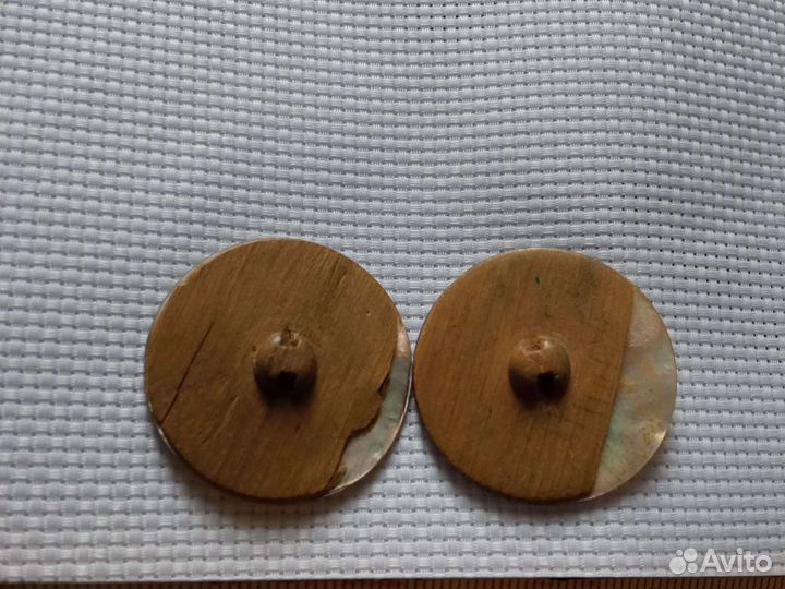 Старинные пуговицы из перламутра