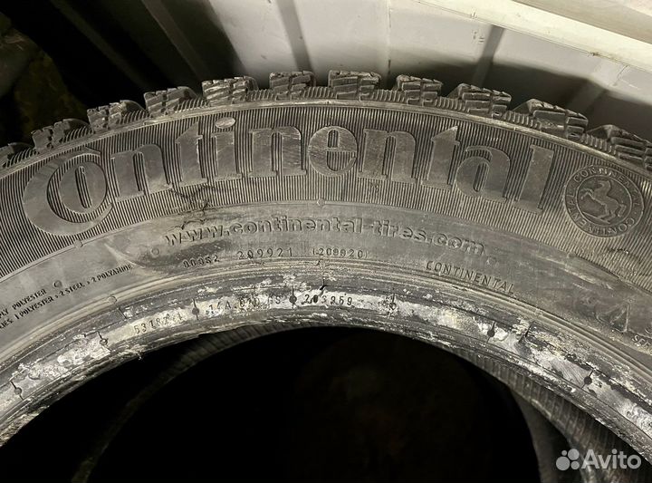 Continental ContiIceContact 215/55 R16