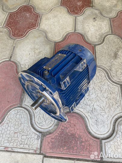 Электродвигатель