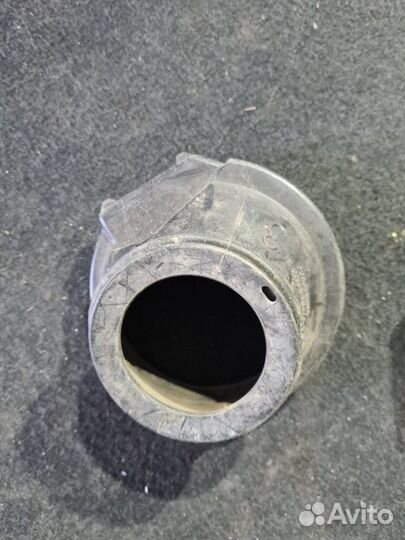 Защита горловины топливного бака Toyota Corolla