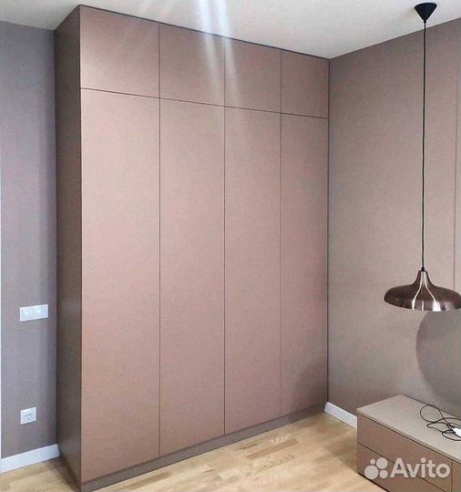 Шкаф распашной