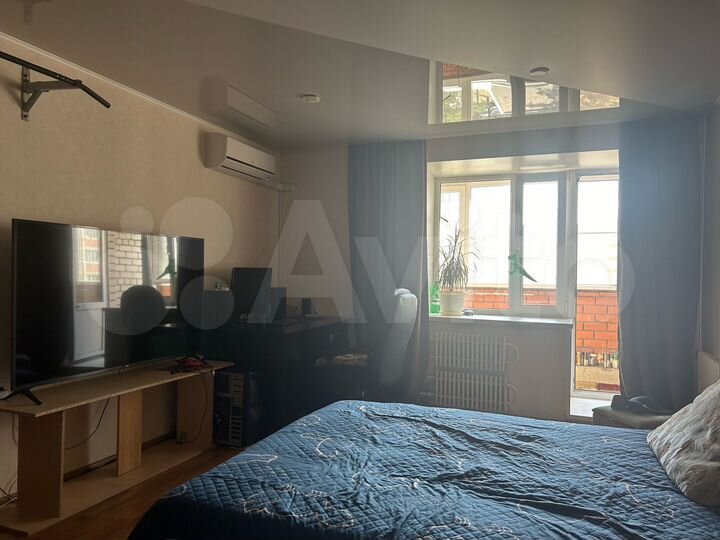 2-к. квартира, 72 м², 9/10 эт.