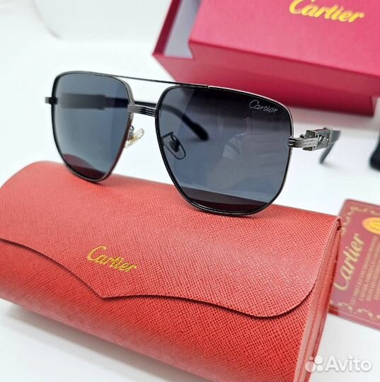 Солнцезащитные очки Lacoste для отдыхов